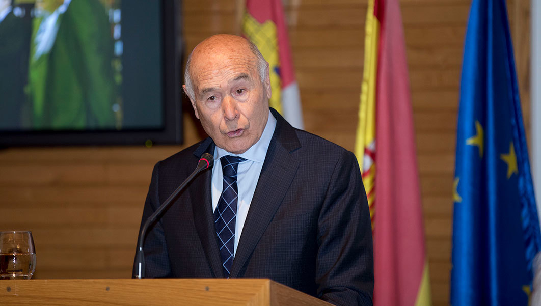 El Consejo de Cámaras de Castilla y León lamenta y llora la pérdida de Vicente Villagrá Blanco